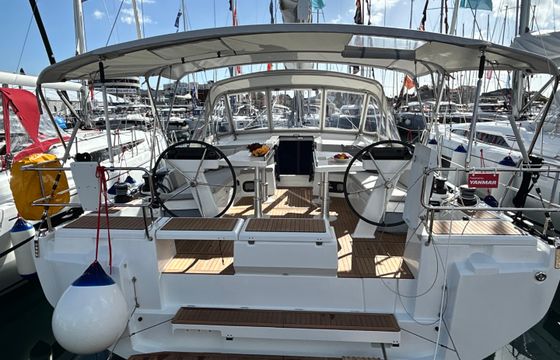 Beneteau Oceanis 47