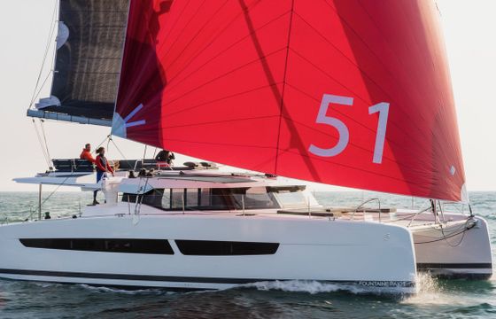 Fountaine Pajot Aura 51