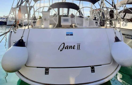 Bavaria Cruiser 37
