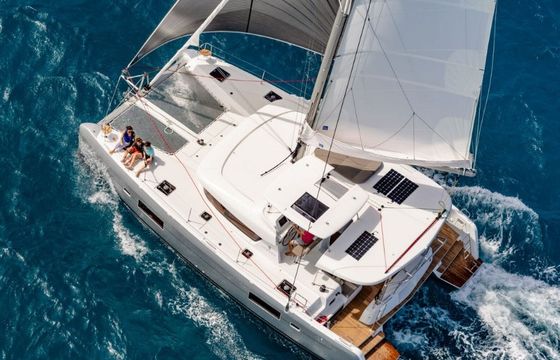 Lagoon 42