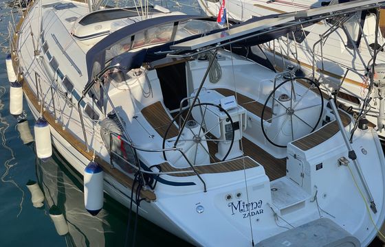 Bavaria 44