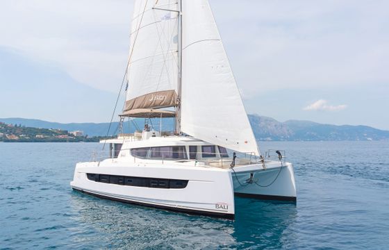 Bali Catamarans Bali 4.8 A/c & Gen & Wm