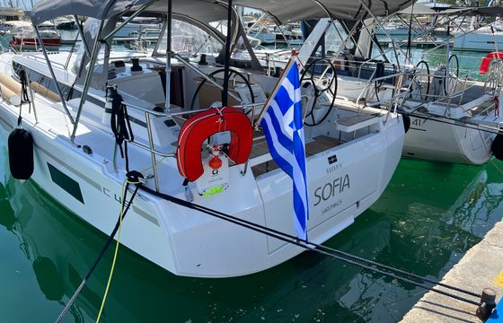 Bavaria C42 Style