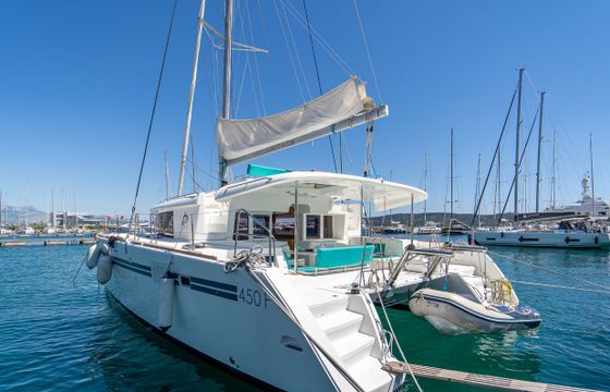 Lagoon 450 F
