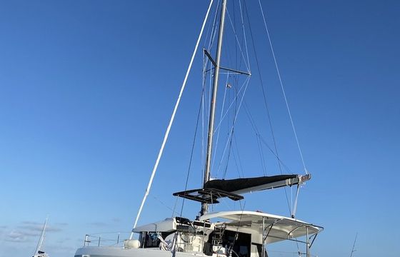 Lagoon 42
