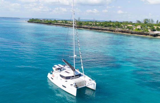 Fountaine Pajot Helia 44