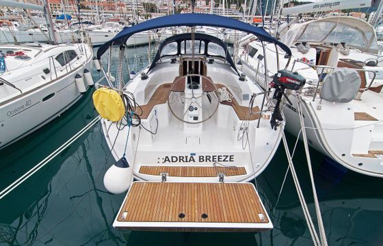 Bavaria Cruiser 33