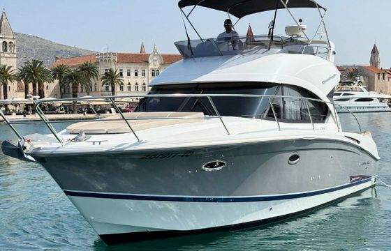 Beneteau Antares 36