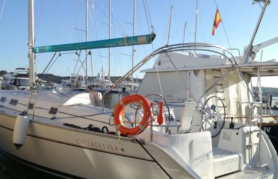 Beneteau Cyclades 43