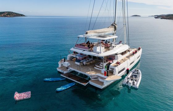 Lagoon 60