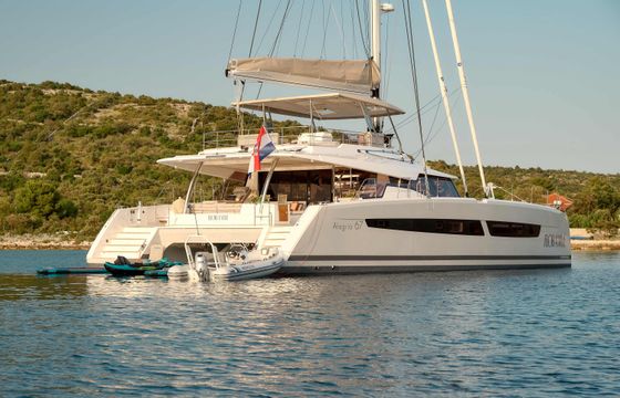 Fountaine Pajot Alegria 67
