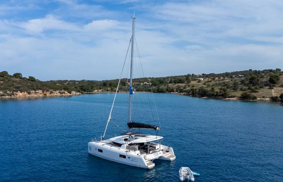 Lagoon 42