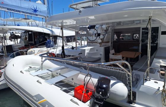 Lagoon 43