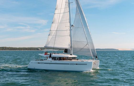 Lagoon 450 S