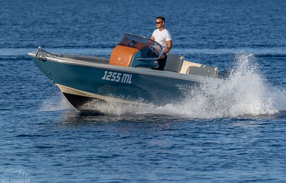Invictus Yacht Invictus Fx 200