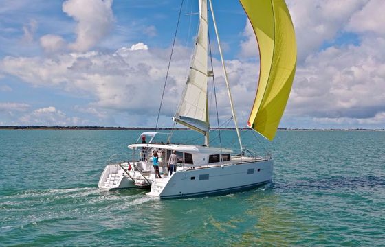Lagoon 400
