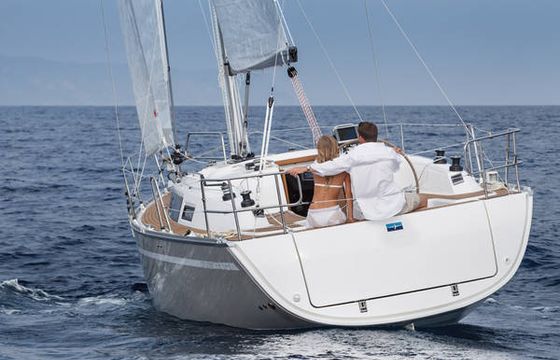 Bavaria Cruiser 33