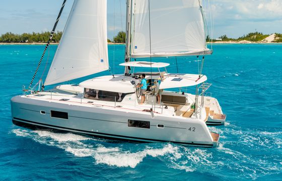 Lagoon 42