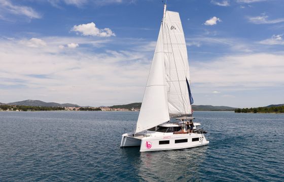 Aventura Catamarans Aventura 37