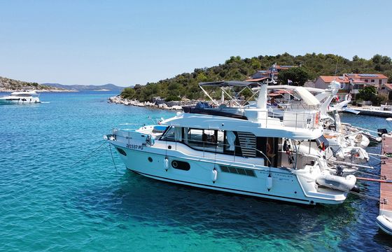 Beneteau Swift Trawler 41 Fly
