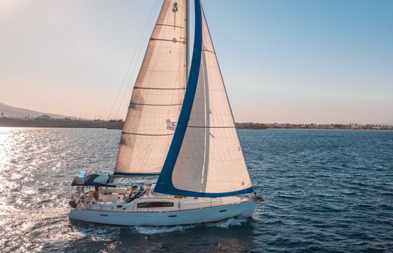 Beneteau Oceanis 43
