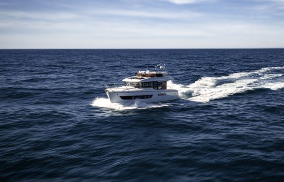 Beneteau Swift Trawler 37 Fly