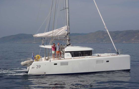 Lagoon 39