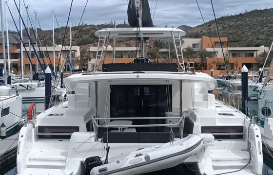 Lagoon 51