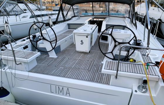 Beneteau Oceanis 51.1