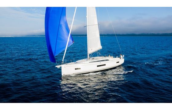 Beneteau Oceanis 37.1