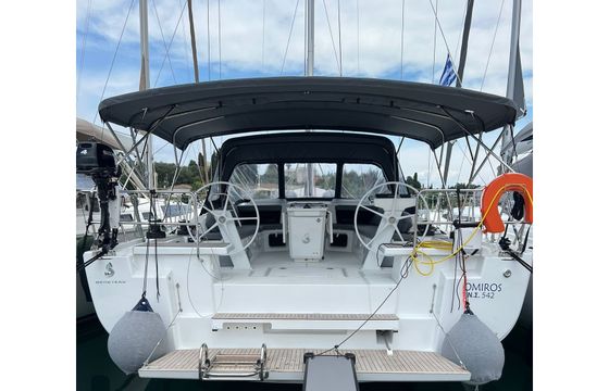 Beneteau Oceanis 51.1