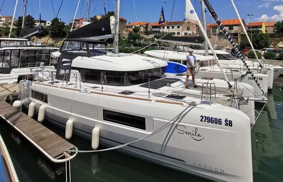Lagoon 40