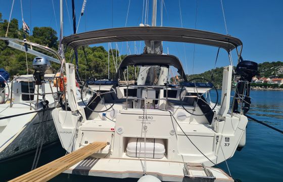 Dufour Yachts Dufour 37
