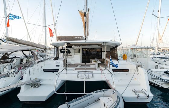 Lagoon 42