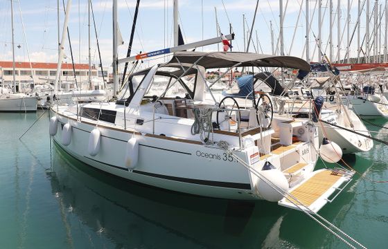 Beneteau Oceanis 35.1