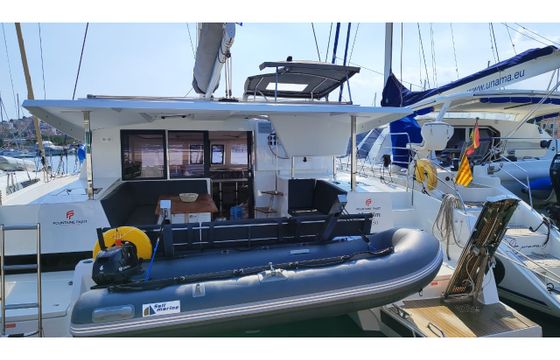 Fountaine Pajot Isla 40