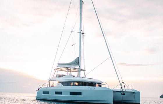 Lagoon 55