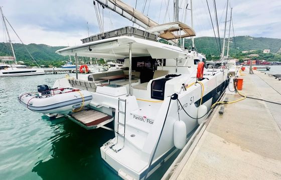 Fountaine Pajot Aura 51