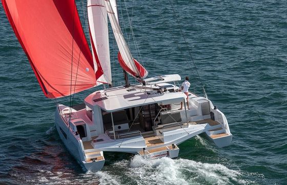 Neel Trimarans Neel 47