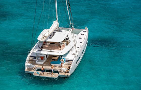 Lagoon 55