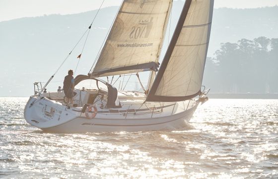 Bavaria 38