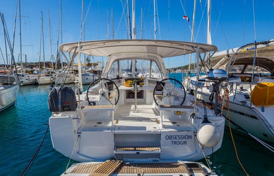 Beneteau Oceanis 38.1