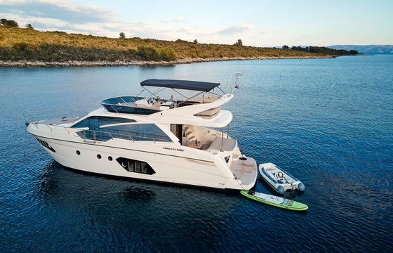 Absolute Yachts Absolute 50 Fly