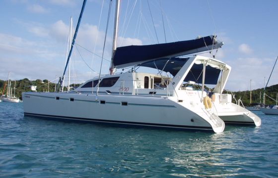 Leopard Catamarans / Robertson & Caine Leopard 45