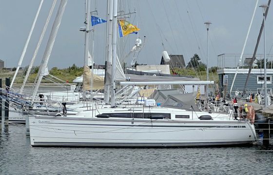 Bavaria Cruiser 33
