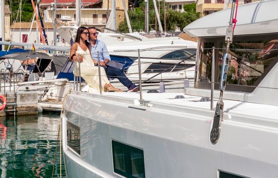 Lagoon 46 Ac&gen/ Wm/ Cam/ Wi-fi 2025
