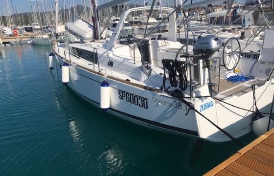 Beneteau Oceanis 38.1