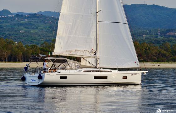 Beneteau Oceanis 51.1