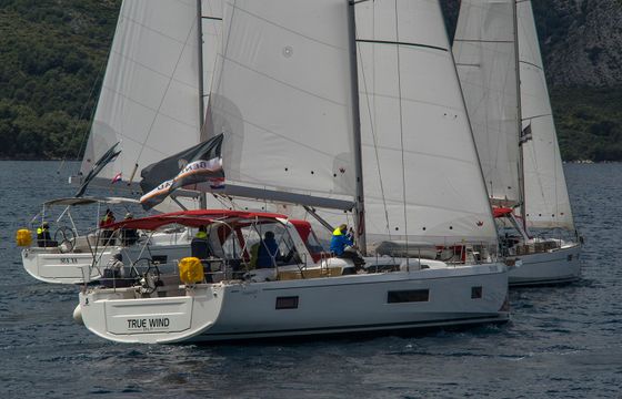 Beneteau Oceanis 51.1