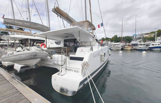Fountaine Pajot Lucia 40